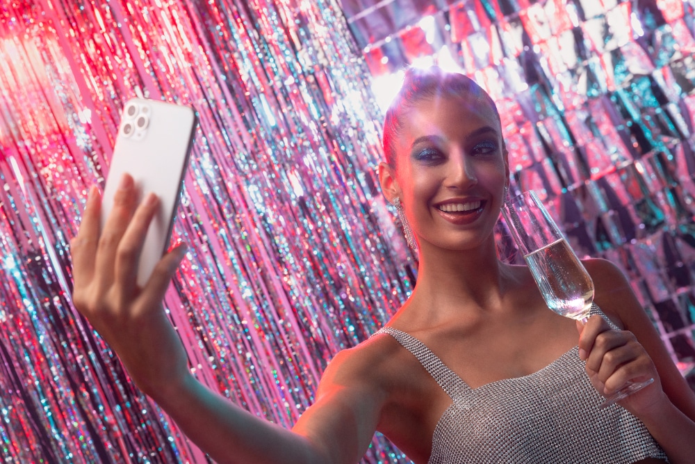 Chica en una de las discotecas para ligar en madrid